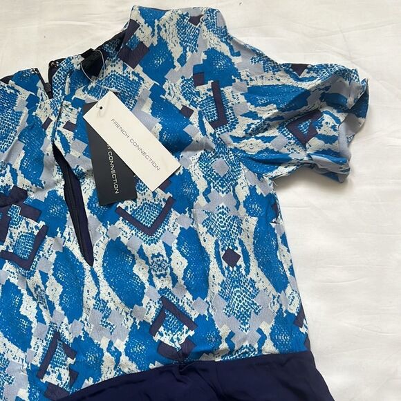 ⭐️nwt French Connection Blue Python Pixel Dress⭐️ - Picture 4 of 7